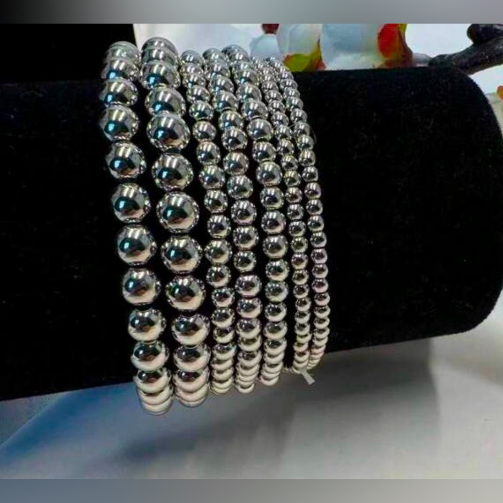 It is Well Boutique 7 pc Silver Beaded Stretchy Elastic Band Bracelet Set; NWT